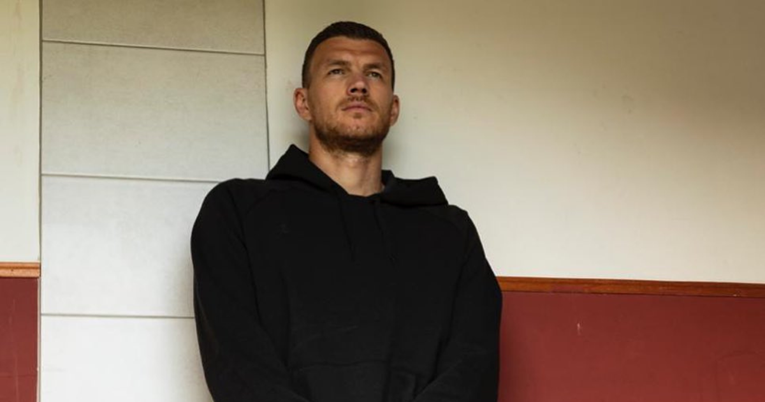 Edin Džeko bio u gay baru u Dubrovniku s Renatom Sopek, objavljena fotka