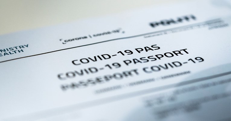 Većina Nijemaca želi covid-putovnice