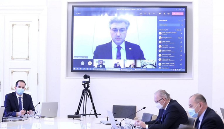 VIDEO Sve srednje škole idu na online nastavu. Beroš: Među najgorima smo u Europi