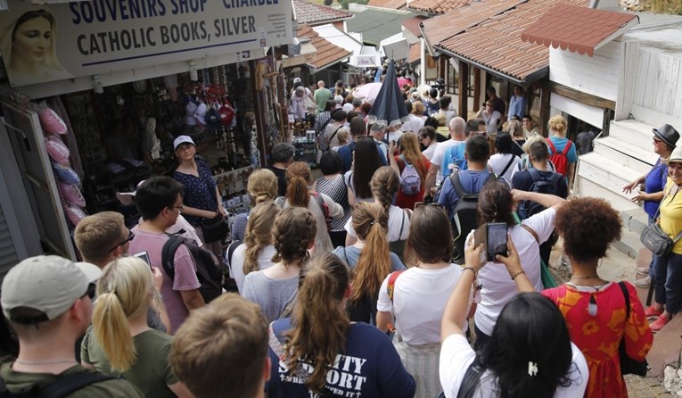 U Hercegovini raste broj zaraženih, liječnici strahuju od jeseni