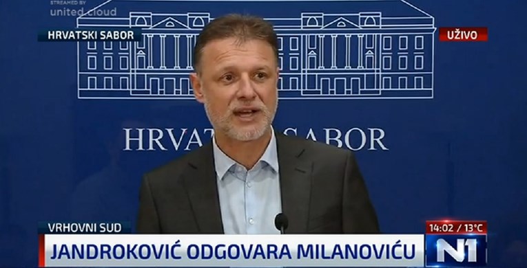 Njonjo sam o sebi: Što je više kleveta i laži, to nam je Gogo miliji i draži