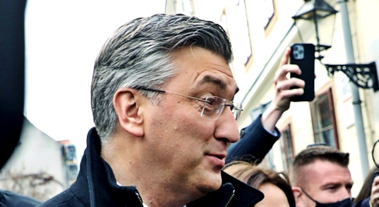 Plenković čestitao Roku Glasnoviću na imenovanju dubrovačkim biskupom