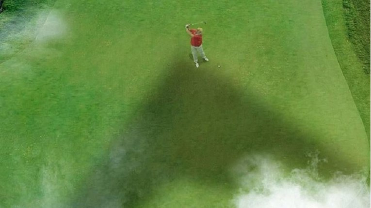 Twitter blokirao profil iranskog ajatolaha, prijetio da će ubiti Trumpa dok igra golf