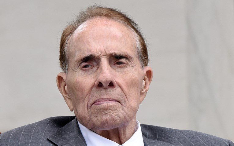 Umro bivši američki senator Bob Dole