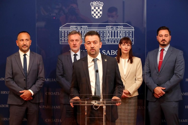 Suverenisti: Uvođenje eura je sumrak demokracije, nećemo dati kunu bez borbe