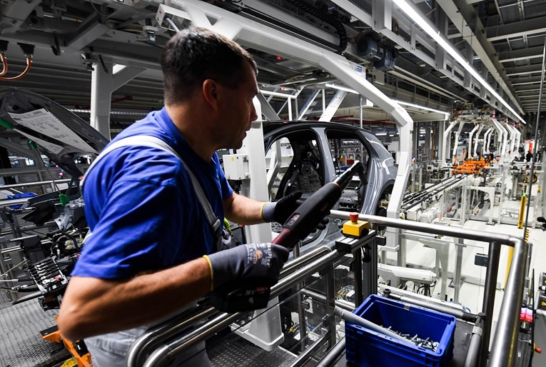 Turska će uložiti gotovo 4 milijarde dolara u proizvodnju električnih automobila