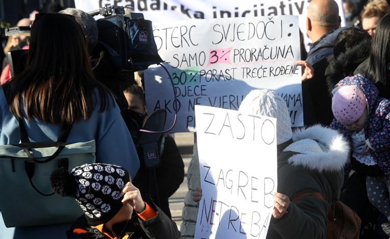 Roditelji odgojitelji bez dogovora s Tomaševićem: "Neki su po mjeri ravnali život"