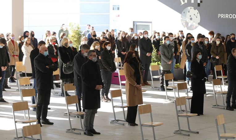 Održana komemoracija za studente splitskog sveučilišta preminule u novogodišnjoj noći