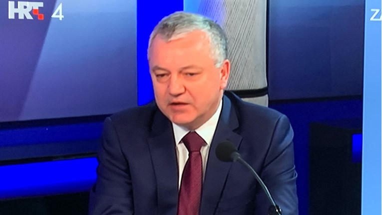 Horvat najavio još mjera: Javni sektor će morati podnijeti smanjenja