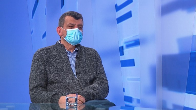 Kaić: Omikron je nemoguće zaustaviti, treba hitno postrožiti mjere