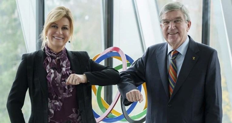 Kolinda objavila nove fotke na Fejsu, njezini fanovi ne prestaju s komplimentima