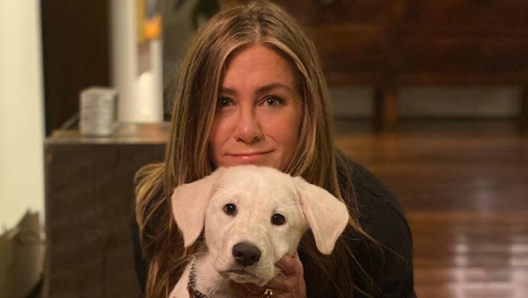 Tri fotke iz doma Jennifer Aniston u nekoliko sati lajkalo skoro pet milijuna ljudi