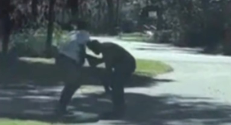U SAD-u tri bijelca brutalno ubila crnca i sve snimala. Počinje im suđenje