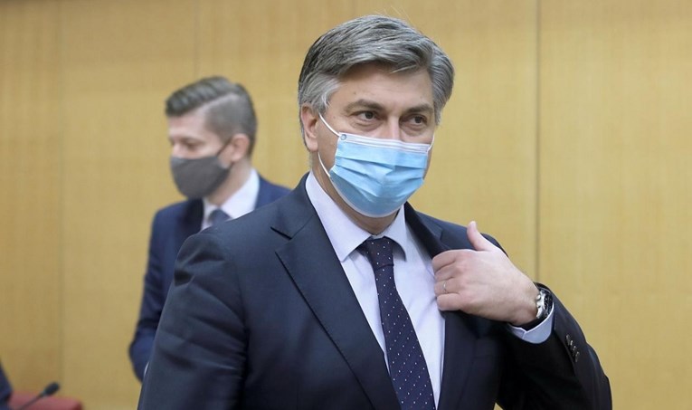 Fitch objavio izvješće o Hrvatskoj: Pad BDP-a 9 posto, ne očekuju uvođenje eura 2023.