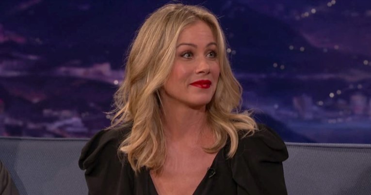Christina Applegate za 50. rođendan progovorila o bolesti: Teško je, ali trudim se
