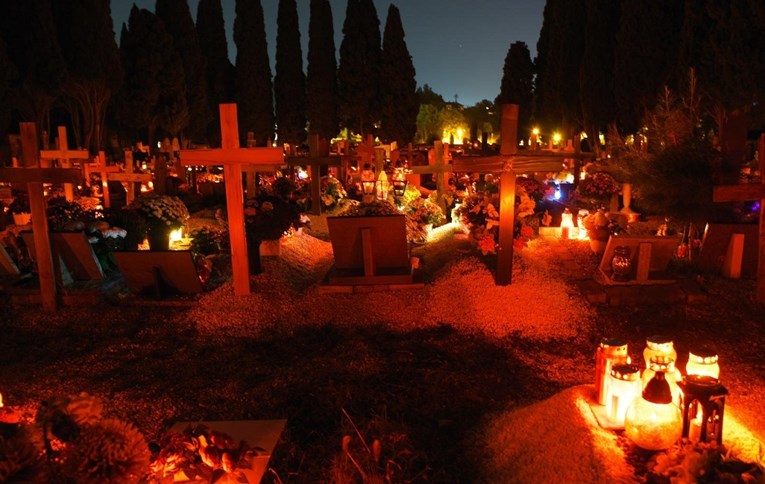 Psihijatar objašnjava kako se nositi s gubitkom voljene osobe