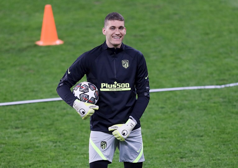 Transferi i glasine dana: Atletico razmišlja što s Grbićem, Francuz odbio United