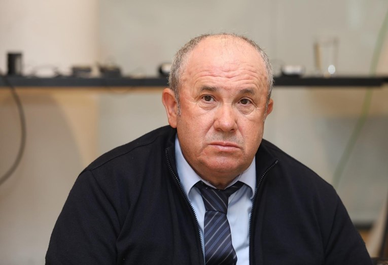 Kerumu brisano vlasništvo nad vinogradom na Hvaru i zgradom na Čiovu