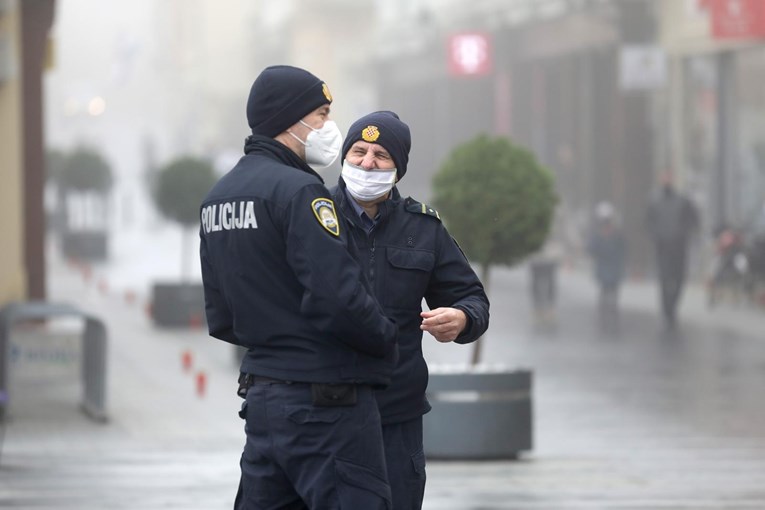 U Vukovaru napadnuti tri cure i dečko, slavili su rođendan. Uhićene četiri osobe