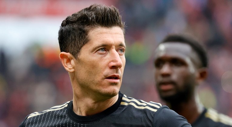 Suigrači čuli Lewandowskog kako telefonira. Rekao je: "Barcelona"