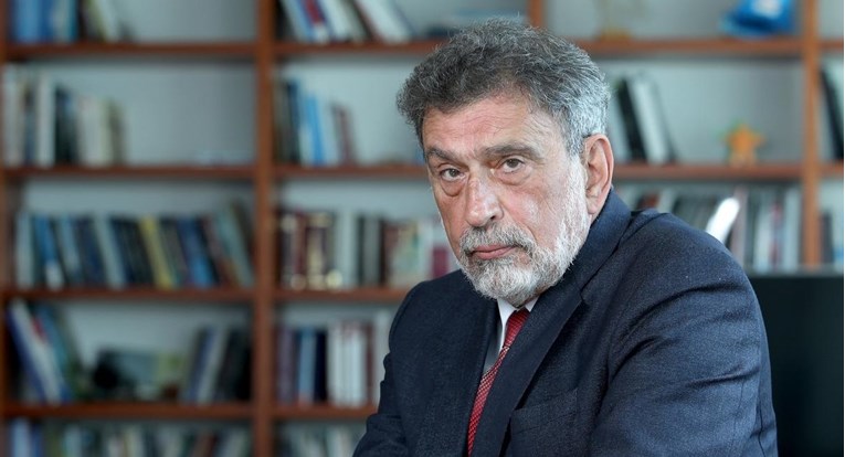 Fuchs: Raste broj zaraženih učenika, neke županije najavljuju nastavak online nastave