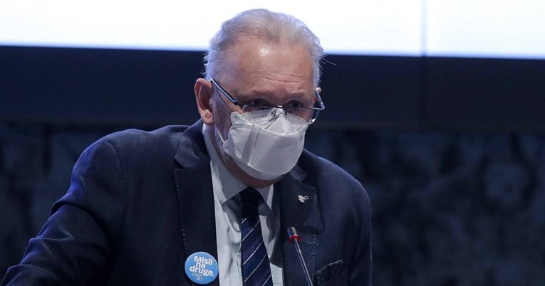 Božinovića pitali što otkriće novog soja znači za popuštanje, pogledajte odgovor