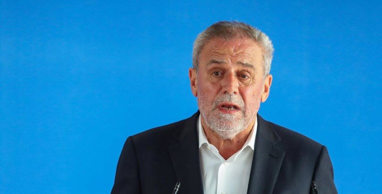 Bandić pozvao građane da izbjegnu gužve na grobljima