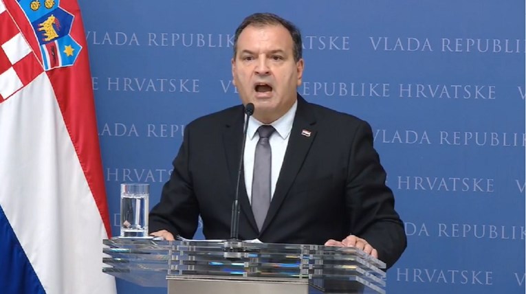 Beroš vikao na presici: Ako sve negirate, nemojte dolaziti liječniku po drugu pomoć