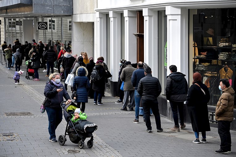 Oporavak eurozone u siječnju oslabio, uslužni sektor pritisnut omikronom