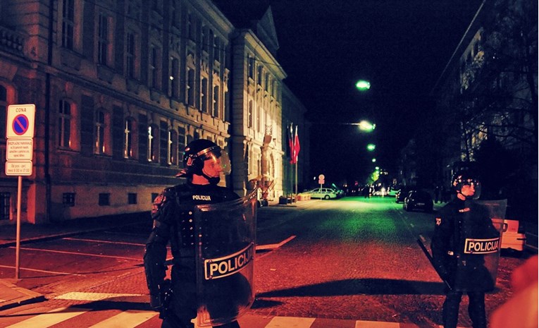 U Sloveniji od sutra policijski sat