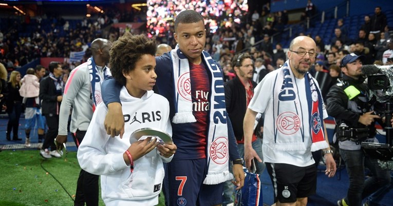 Mbappe večeras na Parku prinčeva objavljuje odluku?