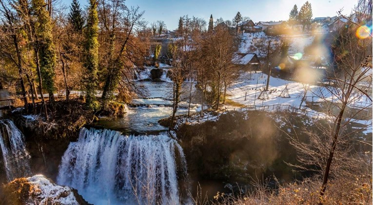 Rastoke trenutno izgledaju kao prizor iz bajke, fotografije su predivne