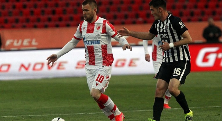 Zvezda u najvećem derbiju srpskog nogometa dobila Partizan i došla na korak do titule