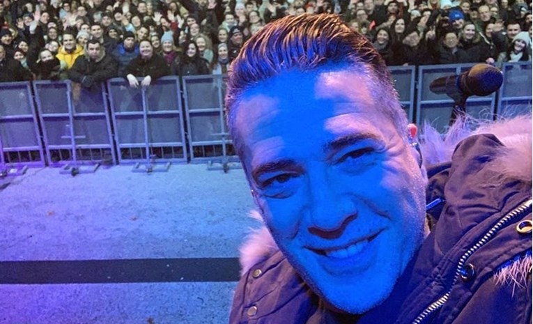 Pratitelji prozivaju Joksimovića, on uzvratio uvredom: "Isto kao i tvoja mama"