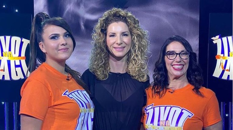 Maja i Zdravka iz ŽNV-a pozirale bez odjeće, ogrnule se ručnicima