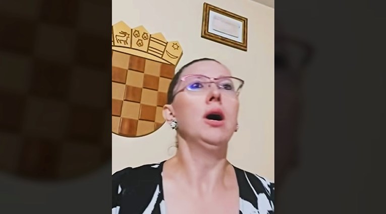 Bernarda Jug kao da je ispala iz horor priče Stephena Kinga