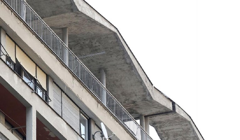FOTO Uklanja se opasan krov na velikom zagrebačkom križanju