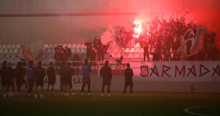 FOTO I VIDEO Ovako je Armada podržala igrače Rijeke pred derbi s Hajdukom