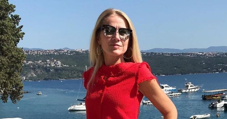 Barbara Kolar pozirala u bikiniju na plaži i poručila: Težak život