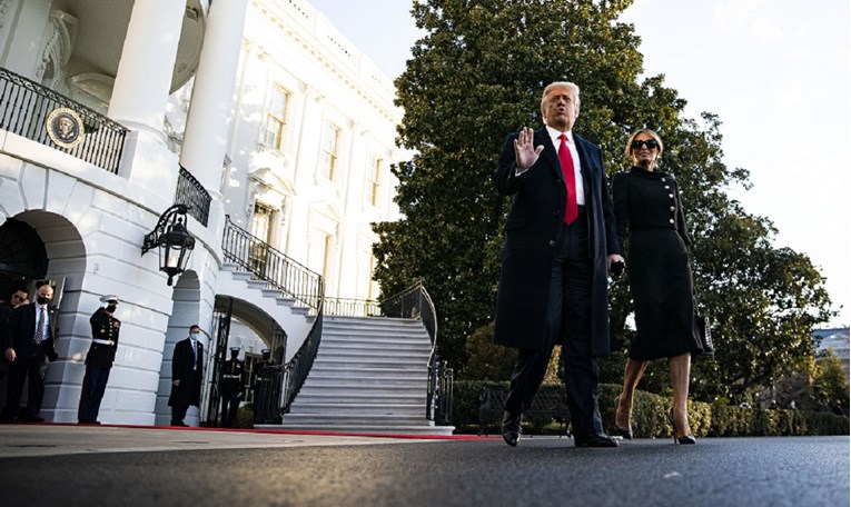 Trump ostavio poruku Bidenu u Bijeloj kući