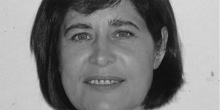 Umrla novinarka Vera Tomašek
