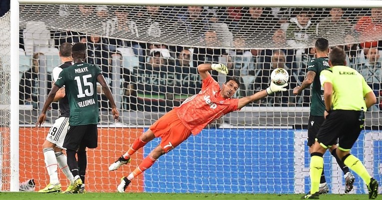 Buffon napušta Juventus, ali ostaje u Italiji. Njegov transfer pokreće domino-efekt