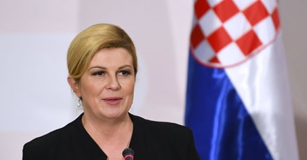 Kolinda promaknula 84 admirala, generala i časnika