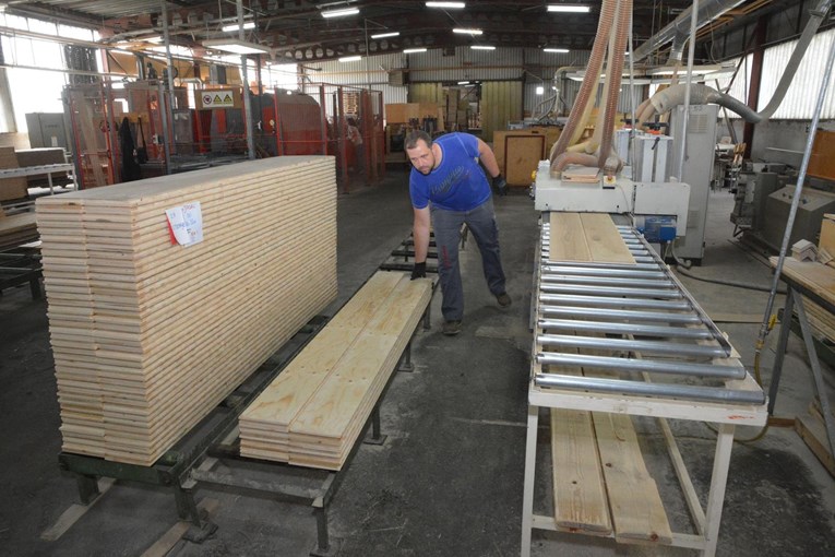 Porasle zalihe industrijskih proizvoda u Hrvatskoj