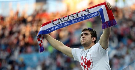 UŽIVO Deset tisuća Hrvata na stadionu, pogledajte atmosferu