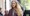 Blake Lively prošetala u dva sakoa, ali bez majice