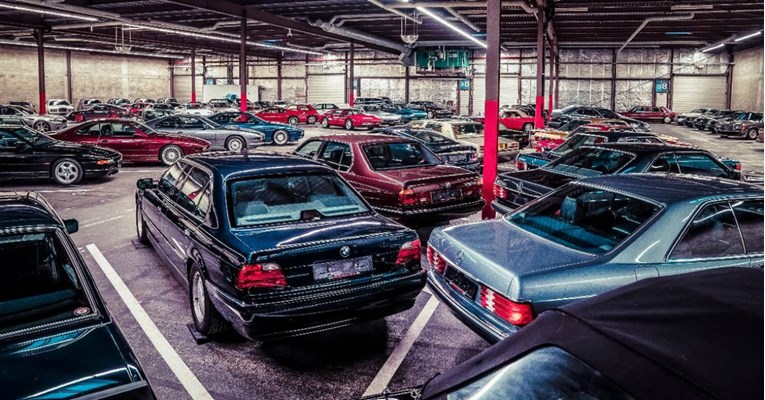 Garaža snova: 140 modernih klasika traži novog vlasnika