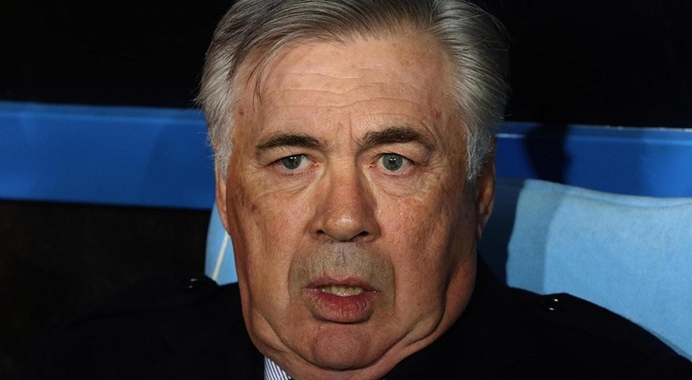 Carlo Ancelotti dobio otkaz u Napoliju nakon što je prošao grupu Lige prvaka