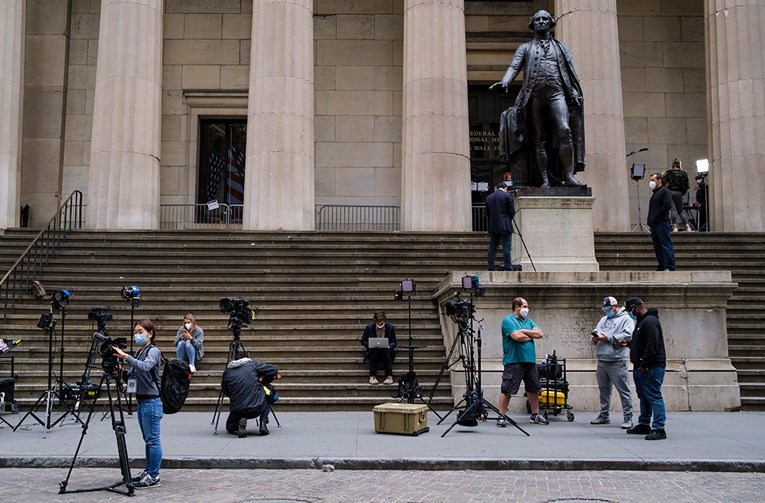 Wall Street pao, moguće povećanje kamata Feda već 2023.