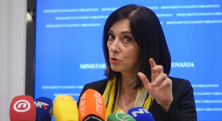 Divjak: Uskoro očekujemo upute Stožera o tome trebaju li nastavnici dolaziti u školu